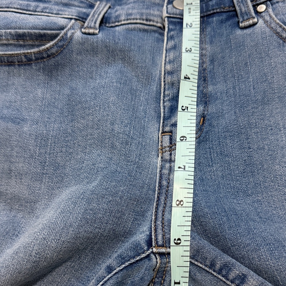 3/$10 Uniqlo Women's Blue Skinny Jeans with Frayed Hem - Picture 5 of 7